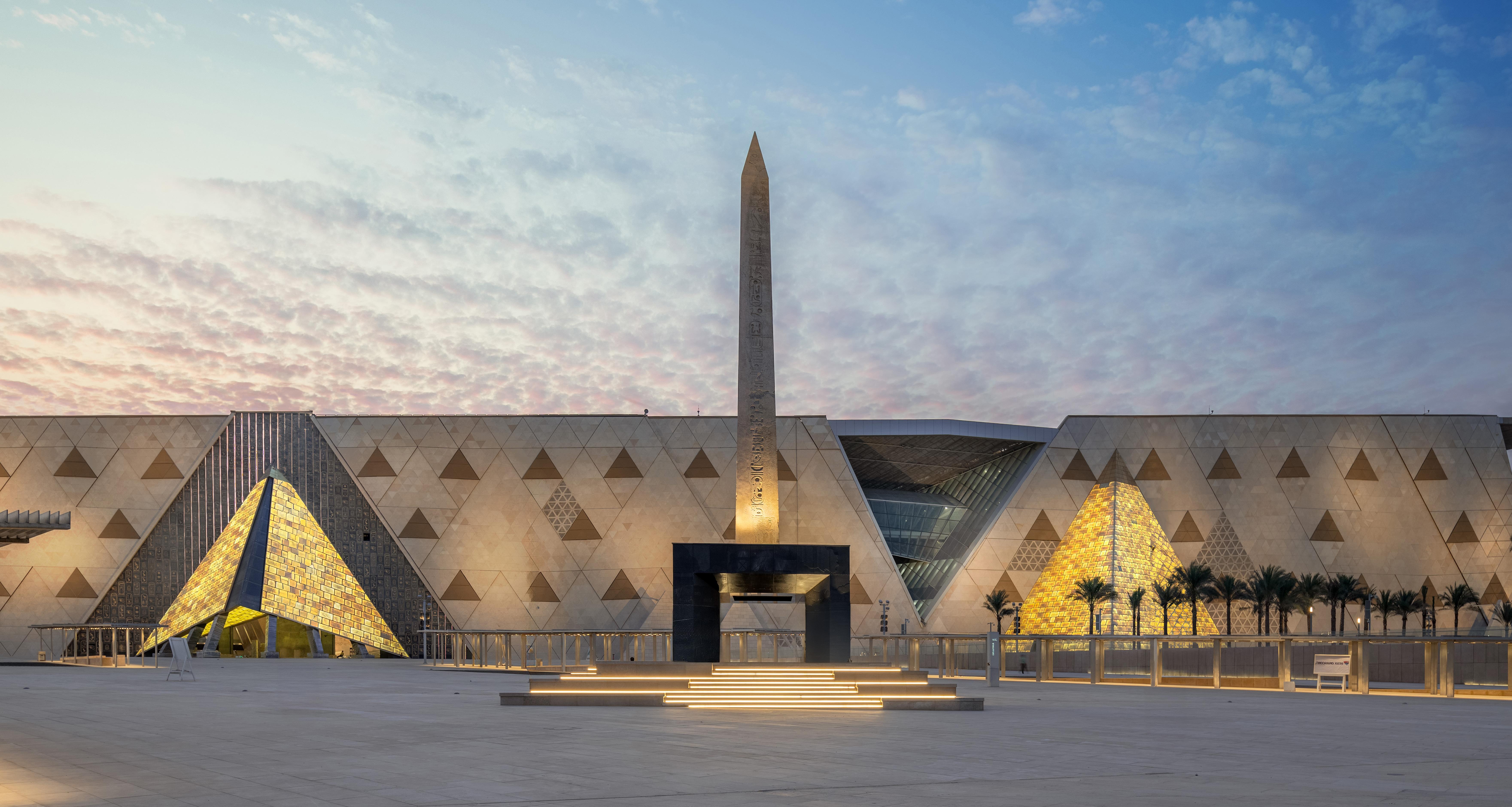 Kempinski Palace Cairo - Local attraction