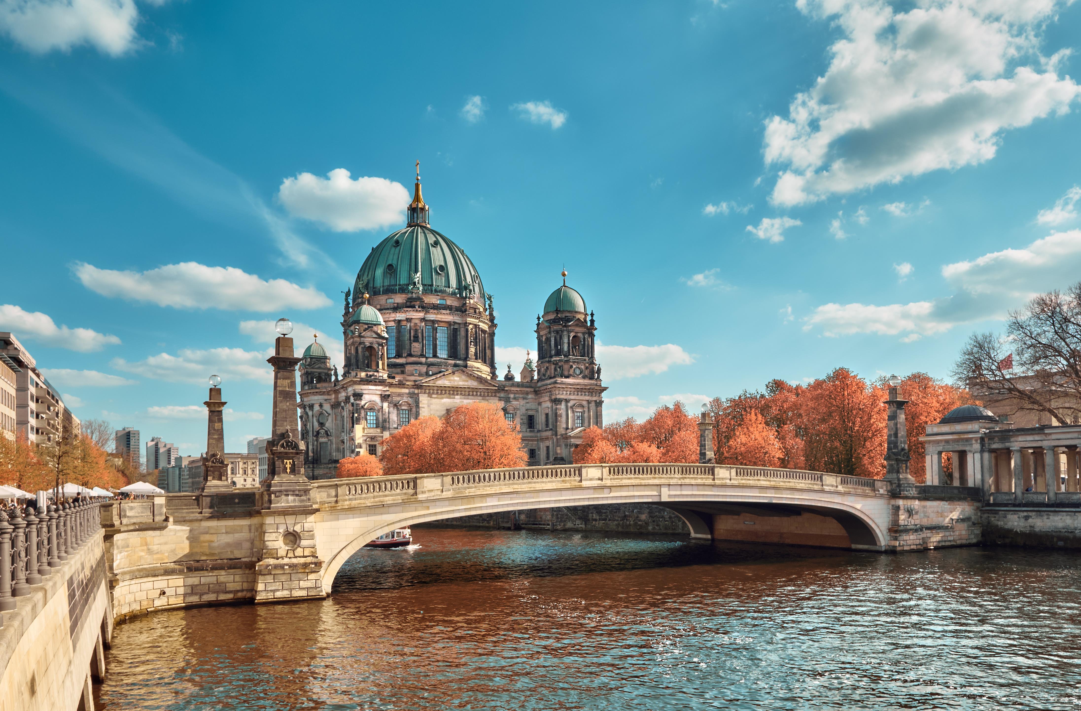 Spree river and Berlin Cathedral in autumn