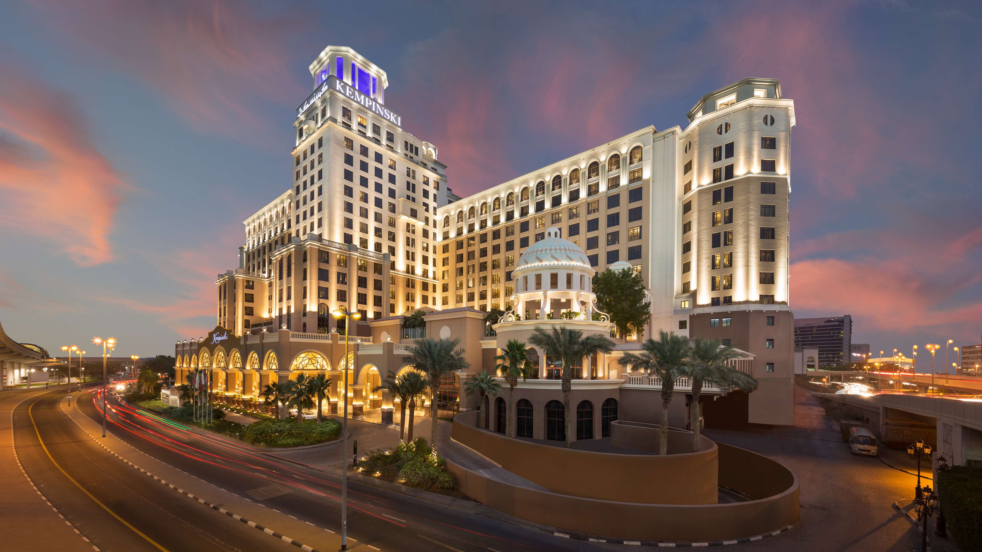 Kempinski Hotel Mall of the Emirates Dubai - Exterior