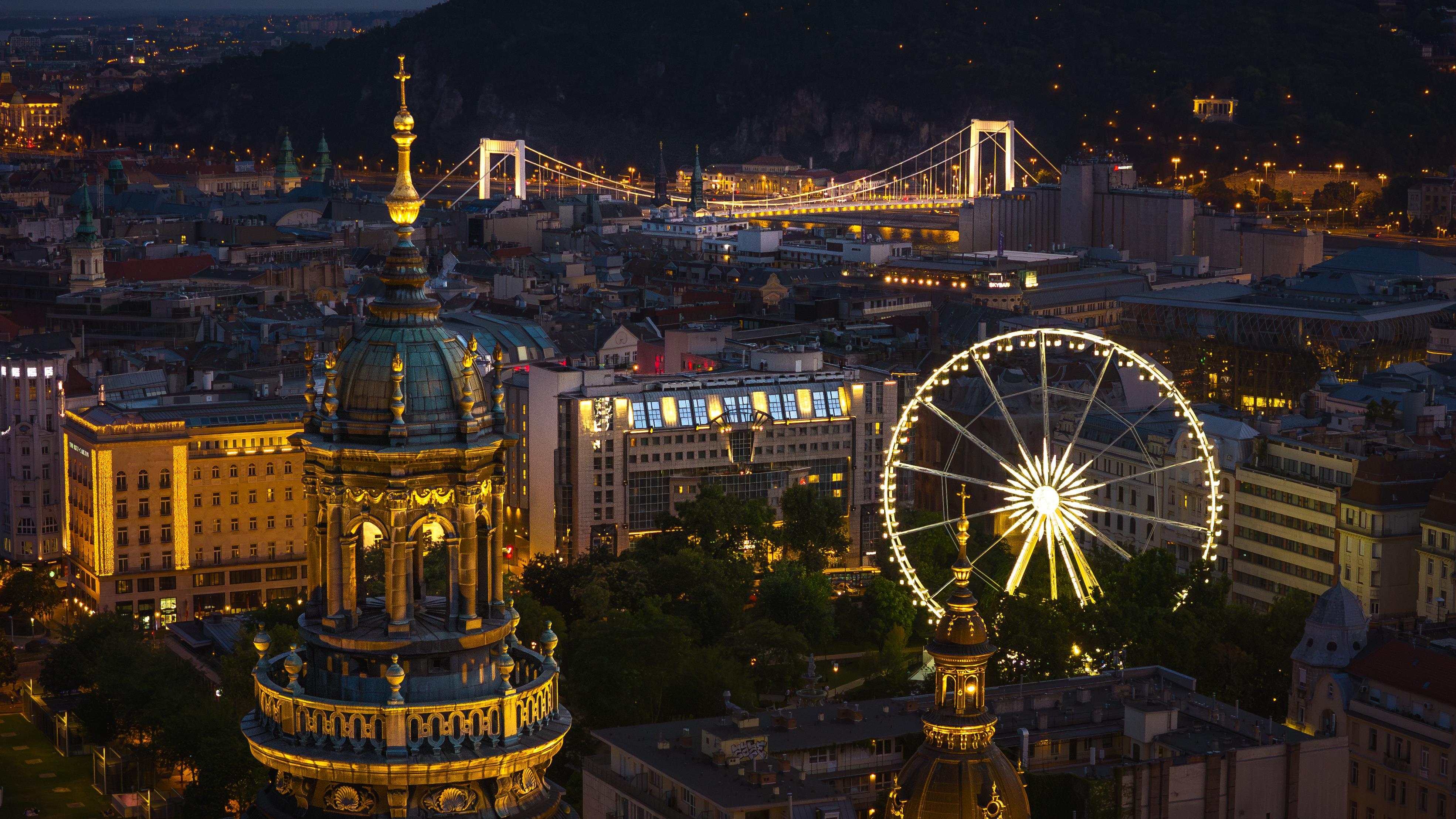 Kempinski Hotel Corvinus Budapest - Aussenansicht